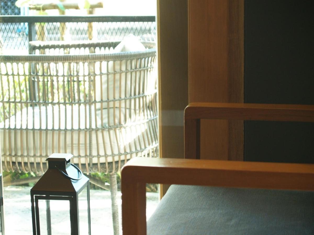 The Lantern Suites Ban Song Hong Exteriör bild