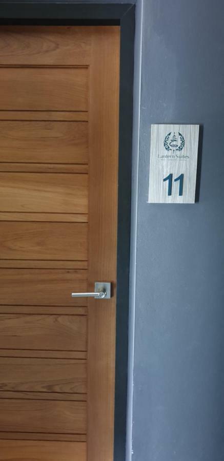 The Lantern Suites Ban Song Hong Exteriör bild